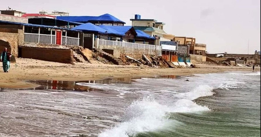 Hawke's Bay Beach, Pakistan, Pakistan